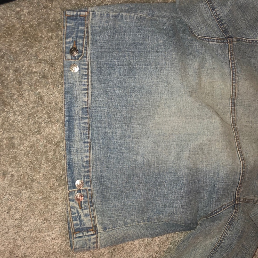 Jean Jacket - Picture 4 of 6